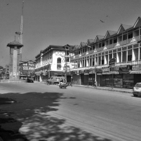 A deserted Lal Chowk during the shutdown called against Sopore killings (Location: Lal Chowk, Srinagar)